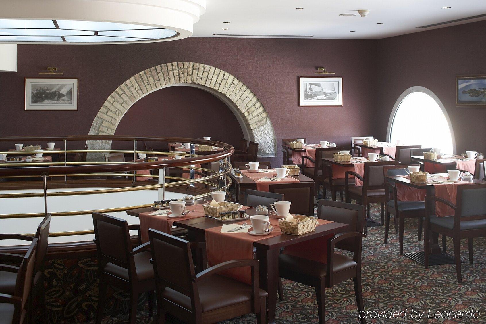 ホテル アストン ラ スカラ ニース レストラン 写真